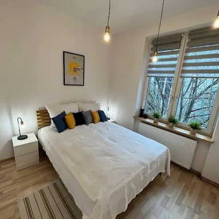 New Apart Old Town - 6 People - 100m Town Hall- Design Apartment *
