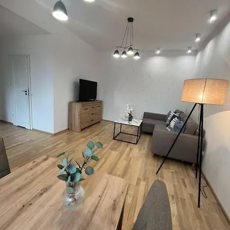 New Apart Old Town - 6 People - 100m Town Hall- Design Apartament